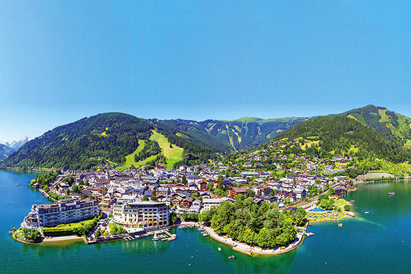 Zell am See waterfront and town