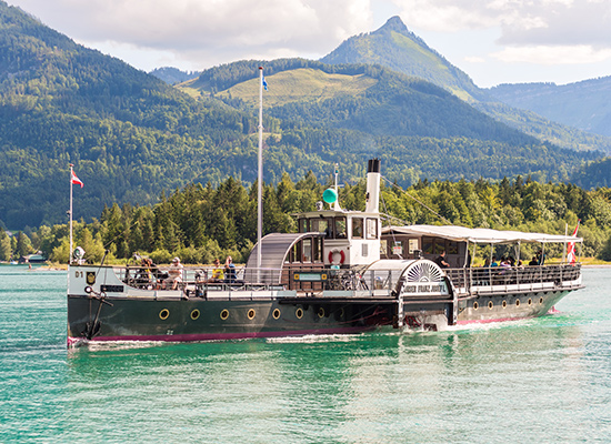 paddle steamer